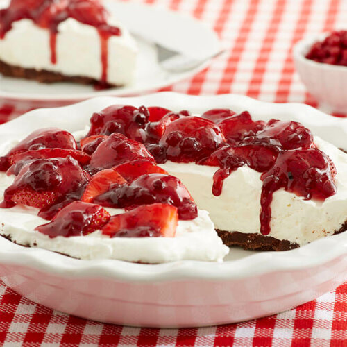 No bake strawberry lingonberry pie