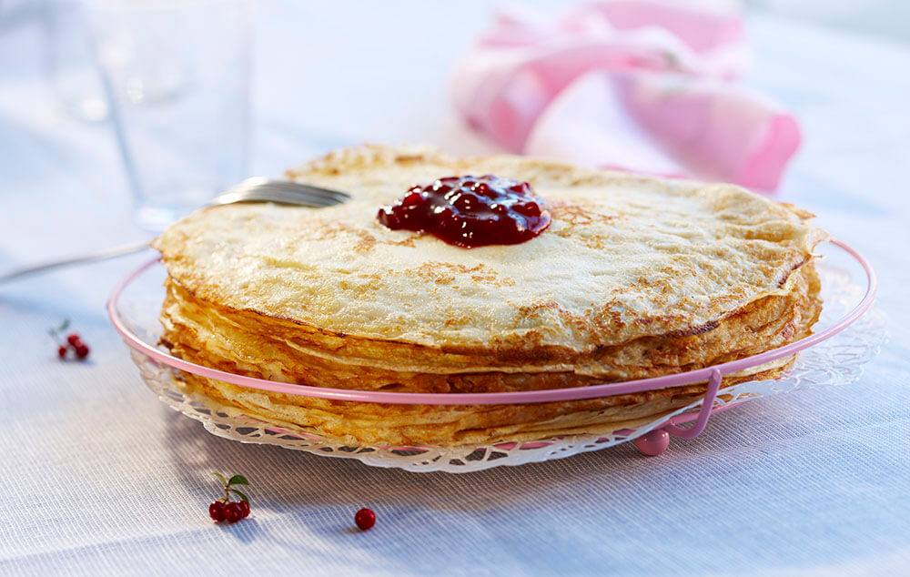 Swedish pancakes with lingonberry jam