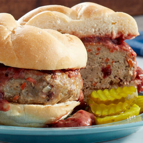 Turkey burgers with lingonberry mustard