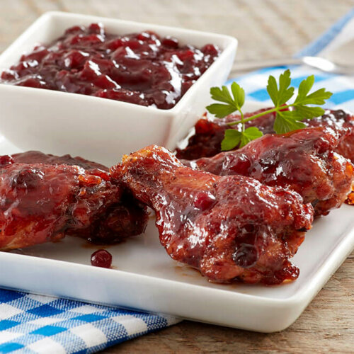 Chicken drumsticks with lingonberry jam glaze