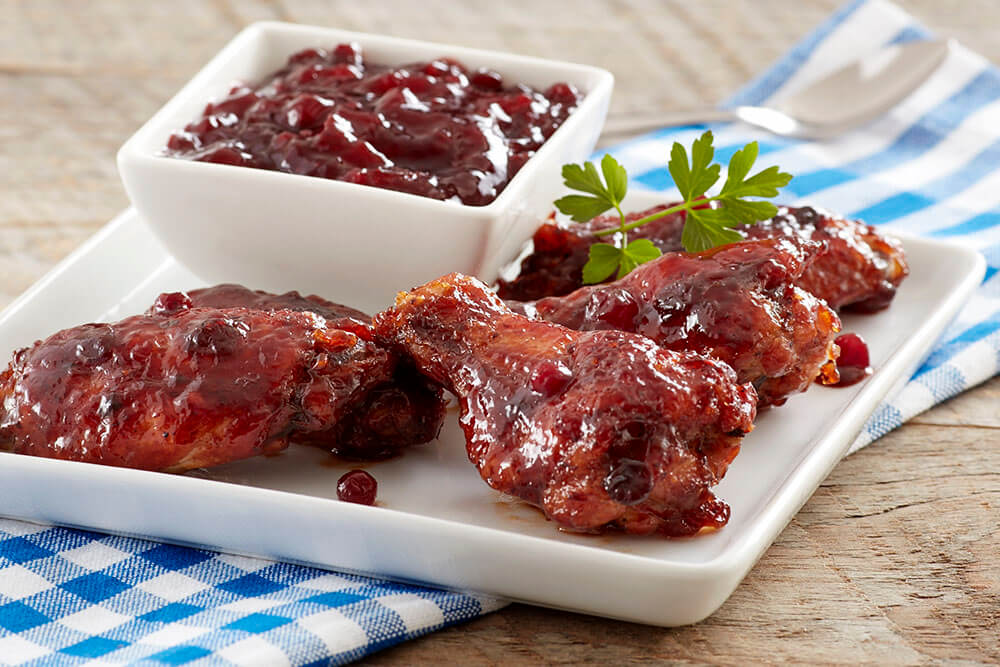 Chicken drumsticks with lingonberry jam glaze